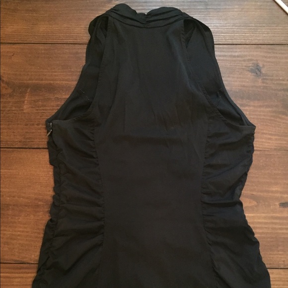 Black Express blouse with ruffle collar - Picture 2 of 2